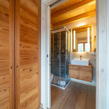 Chalet De L'or - Alpe Lusia Dolomites Bellamonte